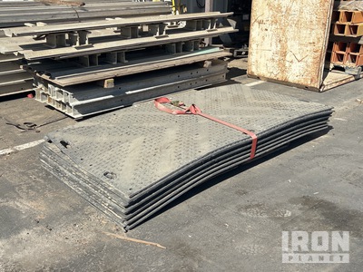 Quantity of (13) Qty of 13 4 ft x 8 ft x .5 in Lightweight Ground Protection Mats Liberty Mats Divers - Matériaux de construction