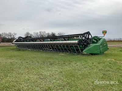 2006 John Deere 635F 35 ft Flex Combine Header