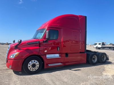 2020 Freightliner Cascadia 126 6x4 T/A Sleeper Truck Tractor