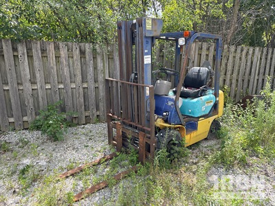 Komatsu FG15HC-16 2500 lb Pneumatic Tire Forklift