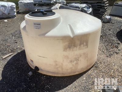 550 gal Water Tank