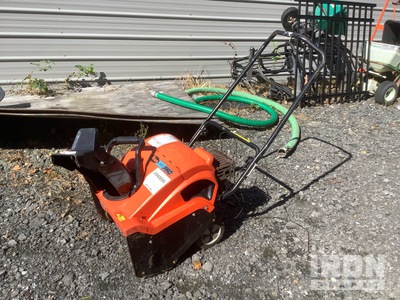 Ariens 1 ft 8.5 in Souffleuse à neige