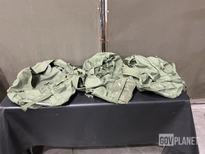 (83) Duffel Bags