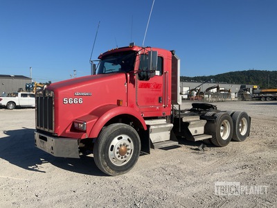 2007 (unverified) Kenworth T800 6x4 T/A Day Cab Truck Tractor