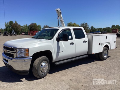 2013 Chevrolet Silverado 3500HD 4x4 Crew Cab Utility Truck