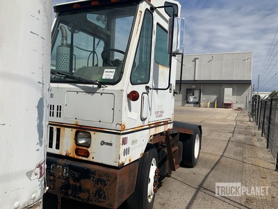 1998 Ottowa 4x2 Spotter Truck (Inoperable)
