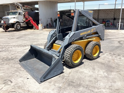 2002 New Holland LS170 Minicargador / Chargeuse à direction à glissement