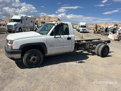 2006 Chevrolet Silverado 3500 4x2 Cab and Chassis