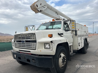 1988 Ford F800F Camión Grúa