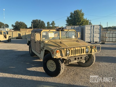 AM General M1097R1 HMMWV 4 Door Soft Top w/Truck Body