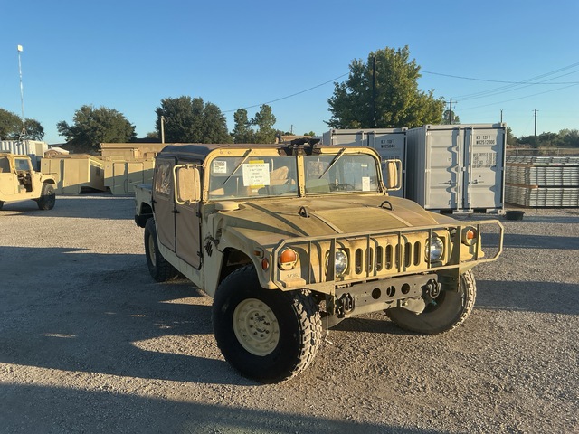 AM General M1097R1 HMMWV 4 Door Soft Top w/Truck Body
