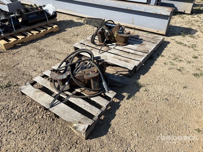 Quantity of (2) Hydraulic Tilt カップラー