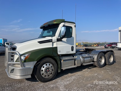 2021 Freightliner Cascadia 126 6x4 T/A Dagcabine Trekker