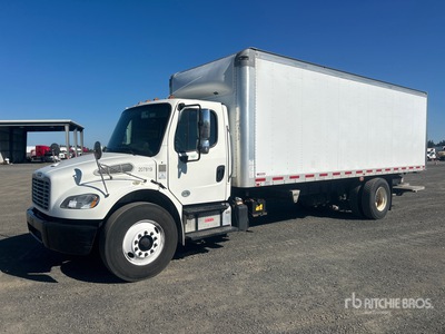 2019 Freightliner M2106 4x2 شاحنة فان