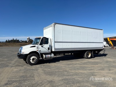 2019 International 4300 4x2 Furgonetka