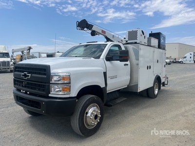 2021 Chevrolet Silverado 5500HD 4x4 Camion de service