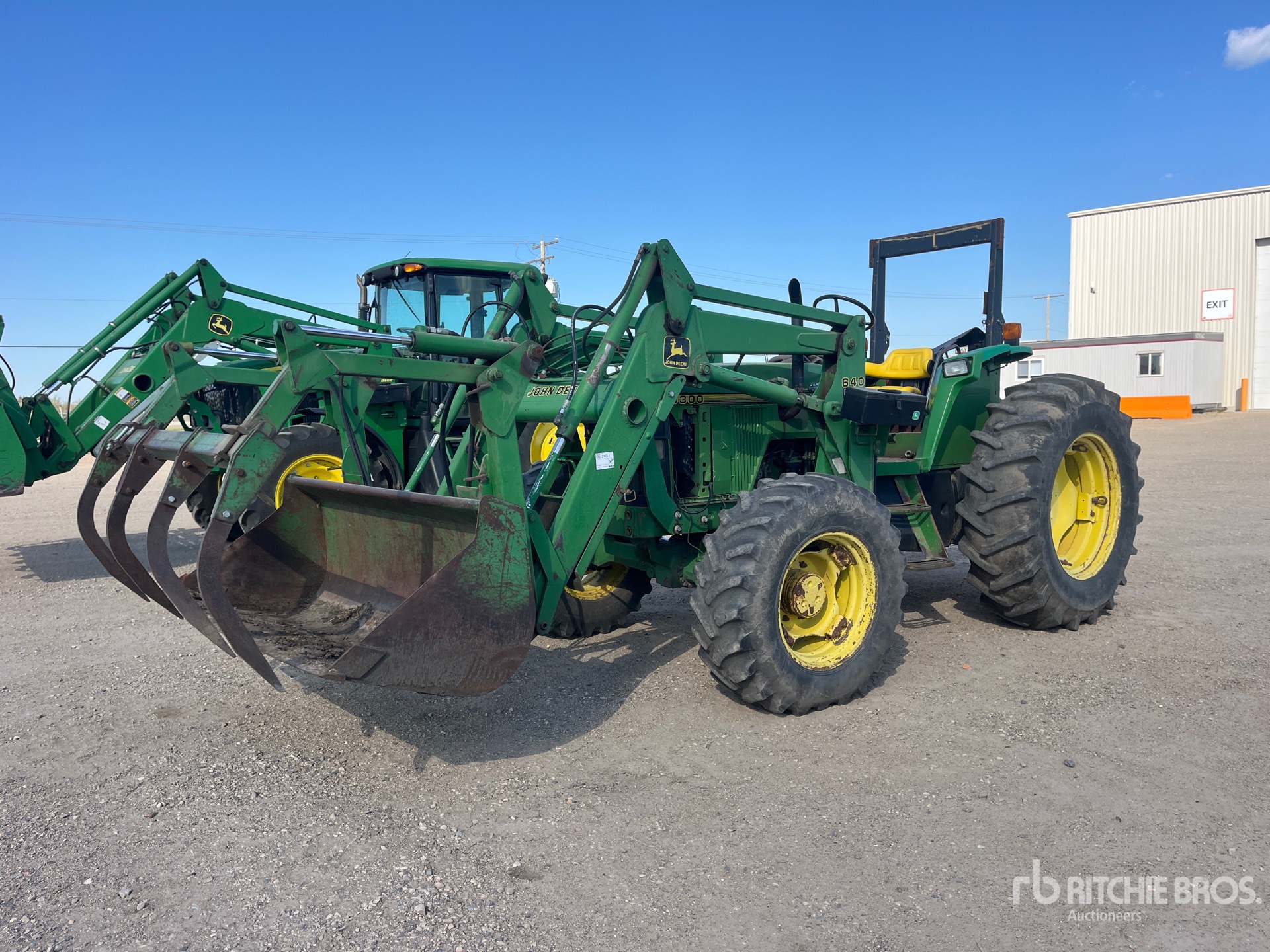 1994 John Deere 6300 4WD Tractor Agrícola