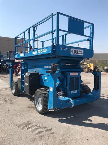 2015 Genie GS-5390 RT Scissor Lift