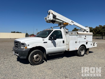 2003 Altec AT235 on 2003 Ford F-550 XL 4x2 Forestry Bucket Truck