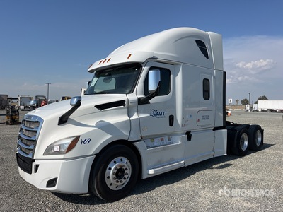 2018 Freightliner Cascadia 126 6x4 Tracteur Routier Couchette