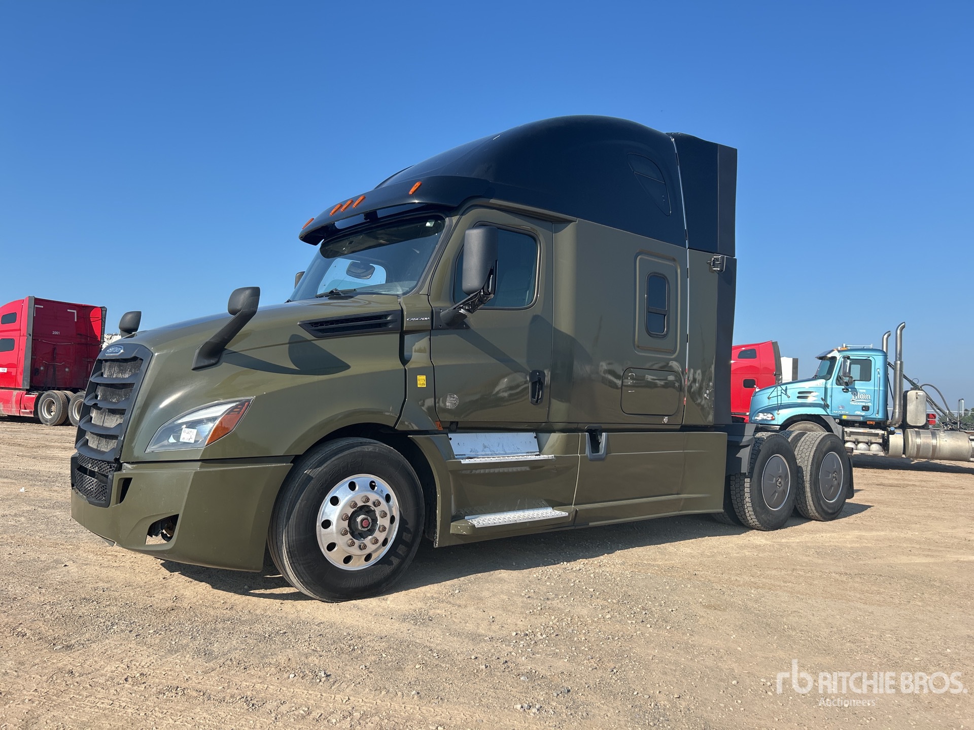 2019 Freightliner Cascadia 126 6x4 T/A Sleeper Truck Tractor