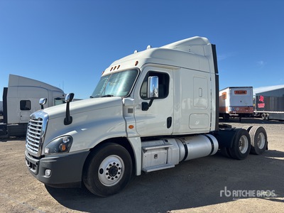 2016 Freightliner Cascadia 125 6x4 T/A Sleeper Truck Tractor