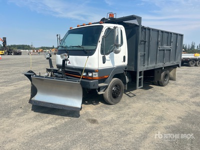 2001 Mitsubishi Fuso FG 4x4 Snow Plow Truck
