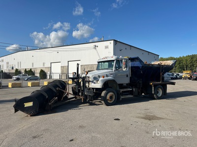 2004 Freightliner FL80 Snow Plow Truck