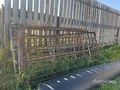 Quantity of (6) 10 ft x 0 ft 57 in Livestock Panel