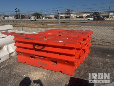 Quantity of (5) Armorzone Water Barrière