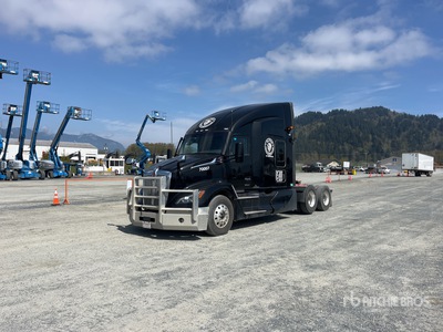 2022 Kenworth T680 6x4 T/A Sleeper Truck Tractor