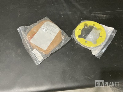 (2) Bell Helicopter 406-040-725-101 Bearing Support Sleeves