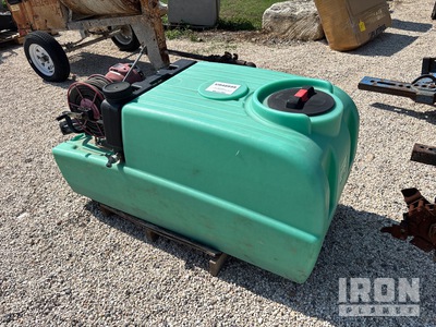 100 Gal Spray rig Sprayer
