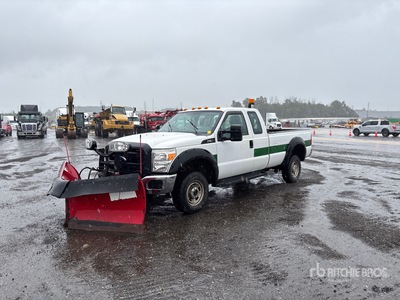 2016 Ford F-350 4x4 Extended Cab Pickup