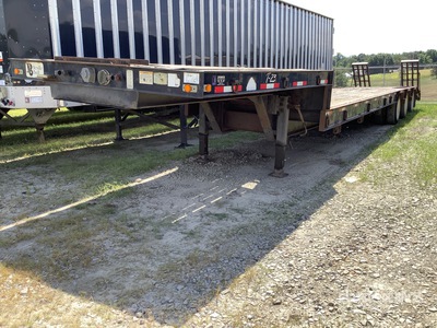 2013 Neville 70000 lb 49 ft Tri/A Step Deck Trailer