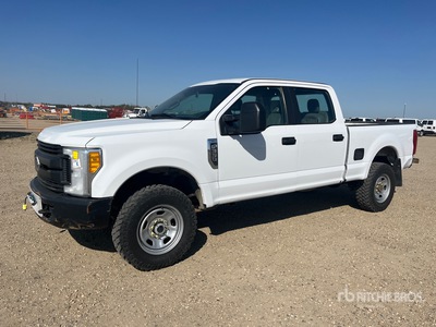 2017 Ford F-350 XL 4x4 Crew Cab Pickup