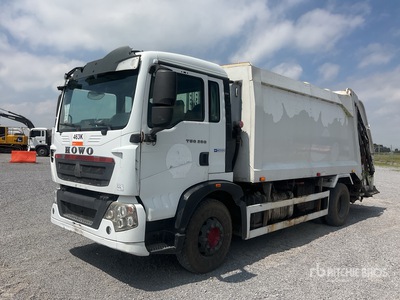 2020 Sinotruck Howo Rear Loader Camion Colector de Basura / Camion de collecte des ordures ménagères