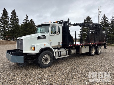 Robotec 80 Elite 7400 lb Articulated Boom on 2016 Western Star 4700 SB 6x4 Grapple Truck