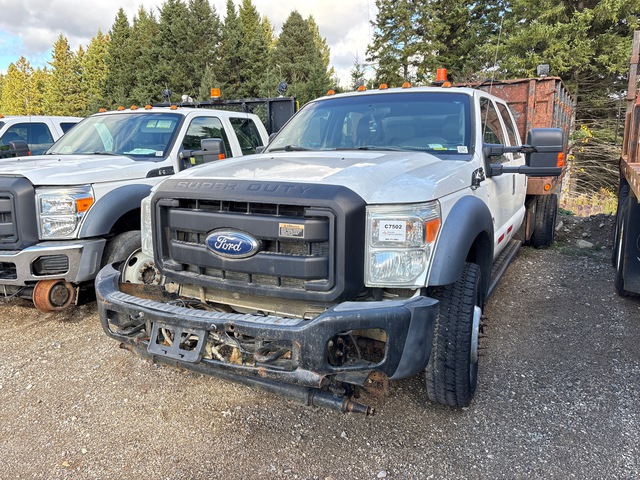 2012 Ford F-550 XL 4x4 Crew Cab Flatbed Truck