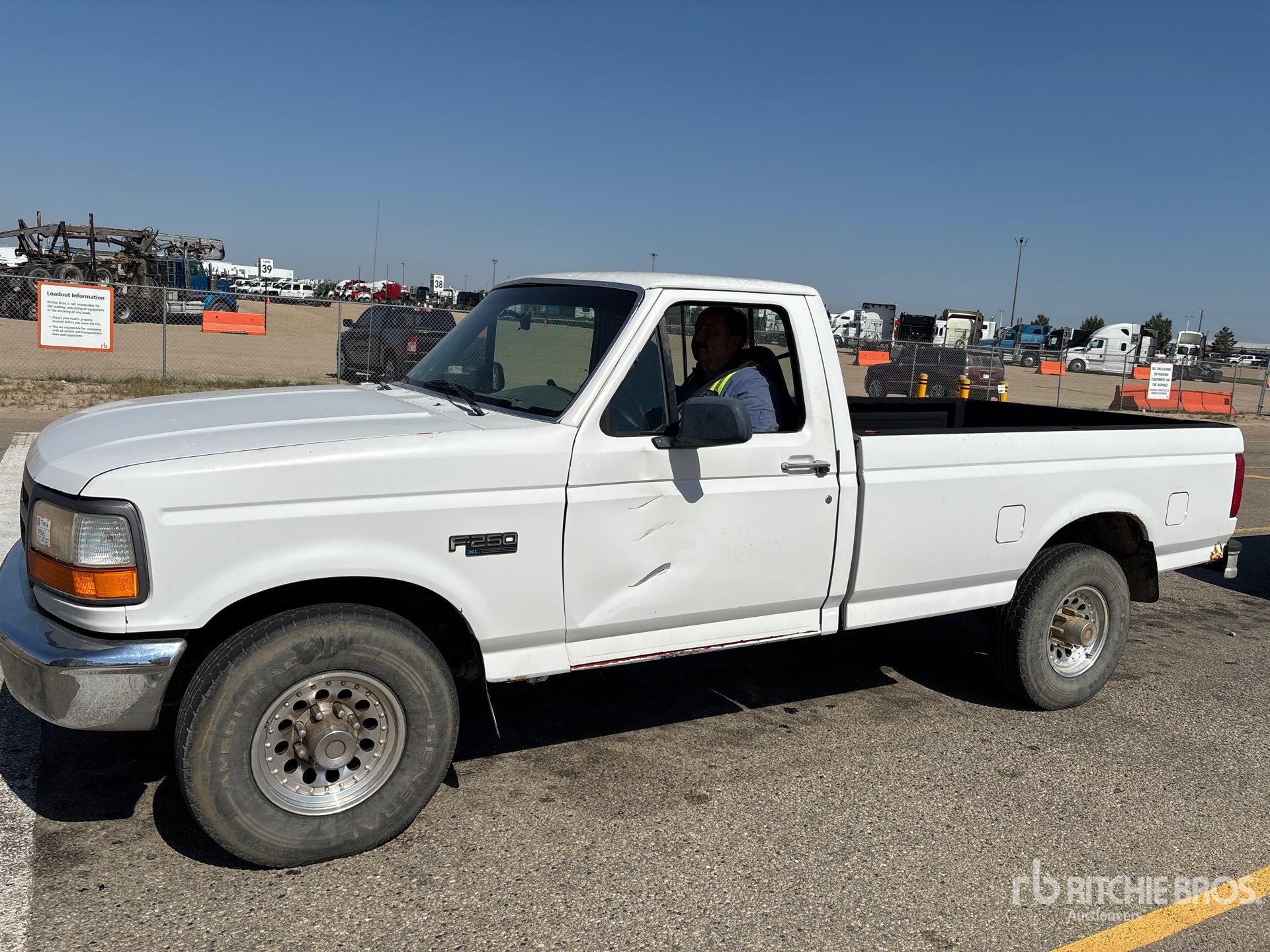 1996 Ford F-250 4x2 Pickup