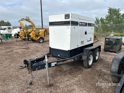 2014 Multiquip DCA-45SSIU4F 36 kW Mobile 発電機セット (250-749 kw/310-950 kva)