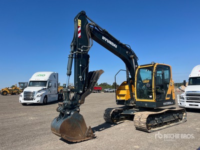 Hyundai HX130A LCR Tracked Excavator