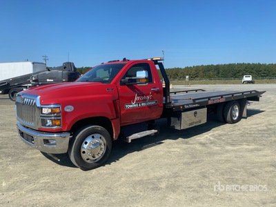 2023 International CV515 4x2 Rollback Truck