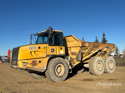 2003 John Deere 250D Articulated Dump Truck