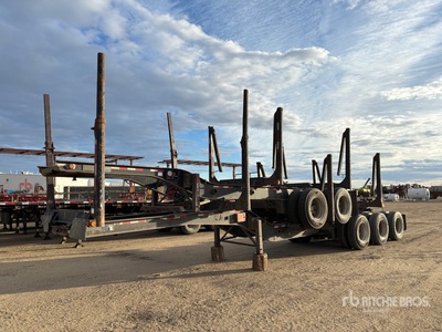 2013 Magnum 39 ft Super B-Train Lead Short Wood Log Trailer