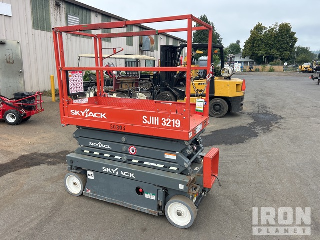 ELEVADOR TIJERA 2018 SKYJACK SJIII3219