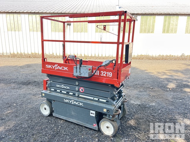 ELEVADOR TIJERA 2018 SKYJACK SJIII3219