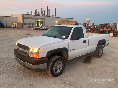 2004 Chevrolet Silverado 2500 HD 4x2 Pickup