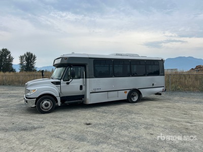 2013 International 3000 4x2 22-Seat Mini Bus