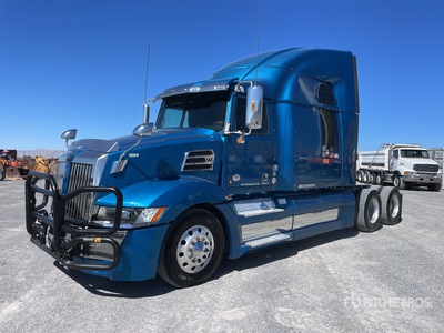 2022 Western Star 5700 6x4 T/A Sleeper Truck Tractor